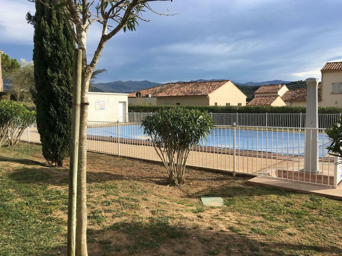 T2 Pour 4 Pers, Charmante Residence Avec Piscine اوليتا المظهر الخارجي الصورة